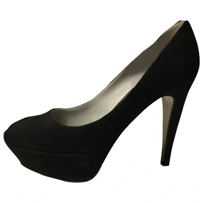 Pre-owned Sergio Rossi Heels In Black