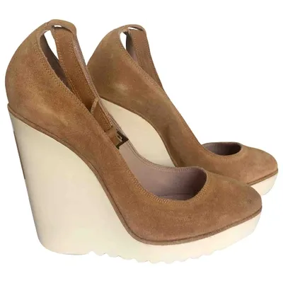 Pre-owned Chloé Sandals In Camel