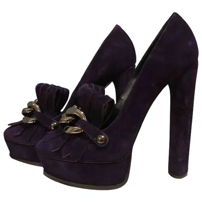 Pre-owned Casadei Heels In Purple