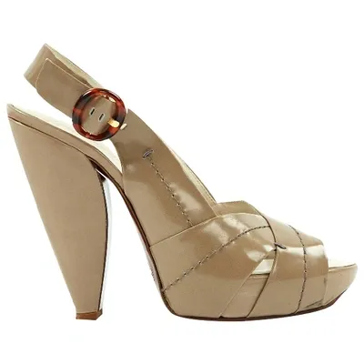 Pre-owned Marc Jacobs Leather Heels In Beige