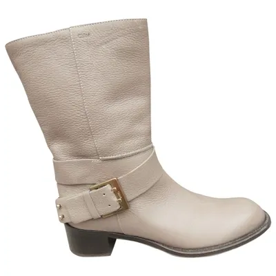 Pre-owned Chloé Leather Biker Boots In Beige