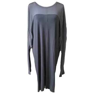 Pre-owned Avelon Silk Mid-length Dress In Grey