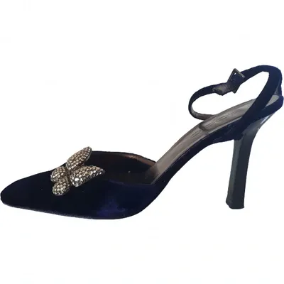 Pre-owned Rodo Velvet Heels In Blue