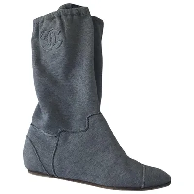 Pre-owned Chanel Cloth Boots In Grey