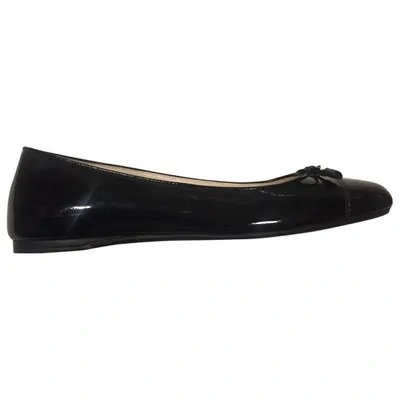 Pre-owned Prada Patent Leather Ballet Flats In Black