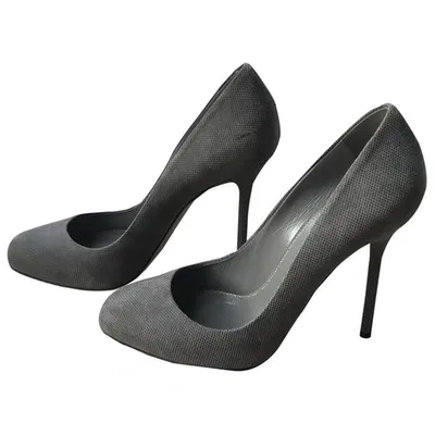 Pre-owned Sergio Rossi Heels In Grey