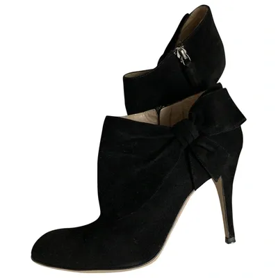 Pre-owned Valentino Garavani Ankle Boots In Black