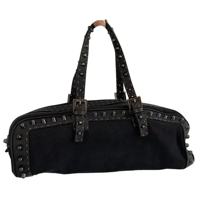 Pre-owned Fendi Cloth Handbag In Black