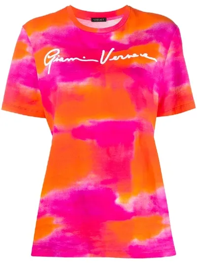 Versace Gv Signature Tie-dye T-shirt In Pink