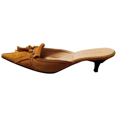 Pre-owned Casadei Yellow Suede Sandals