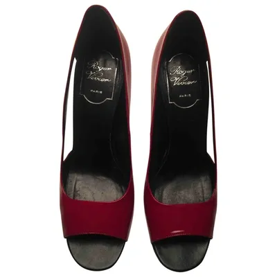 Pre-owned Roger Vivier Patent Leather Heels In Red