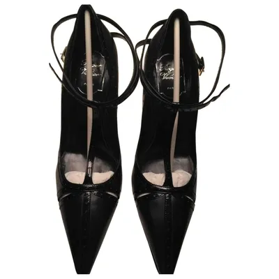 Pre-owned Roger Vivier Leather Heels In Black