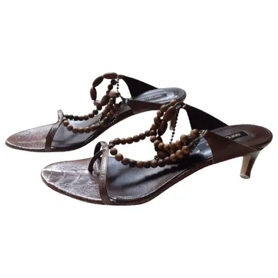 Pre-owned Sergio Rossi Leather Sandals In Brown