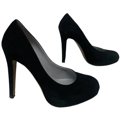 Pre-owned Sergio Rossi Heels In Black