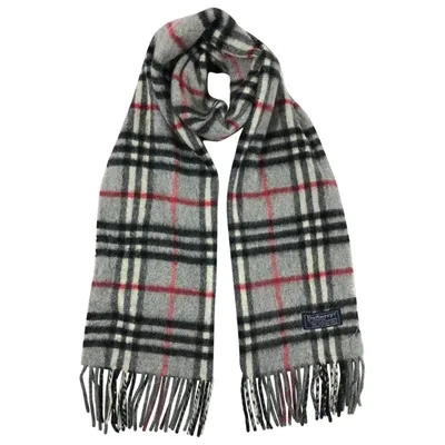 Pre-owned Burberry Cashmere Scarf In Grey