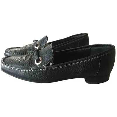 Pre-owned Prada Leather Flats In Black