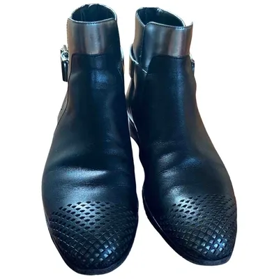 Pre-owned Sergio Rossi Leather Ankle Boots In Black