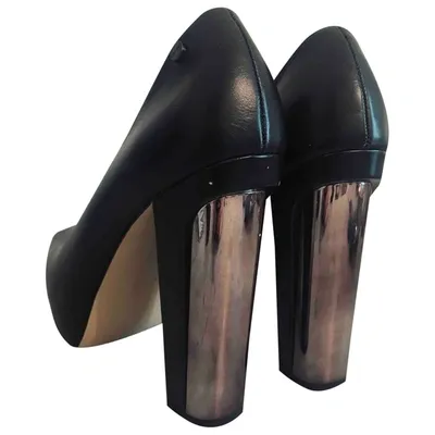 Pre-owned Calvin Klein Leather Heels In Black