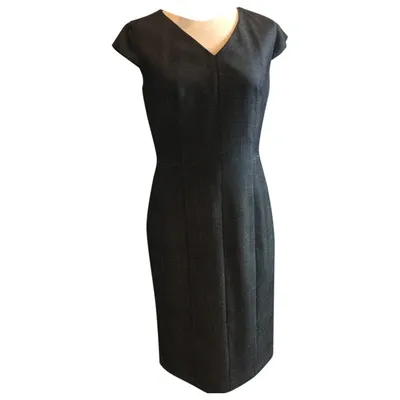 Pre-owned Max Mara Wool Mid-length Dress In Black