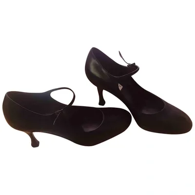 Pre-owned Bruno Magli Leather Heels In Black