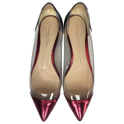 Pre-owned Gianvito Rossi Flats In Red