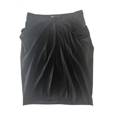 Pre-owned Moschino Mid-length Skirt In Black