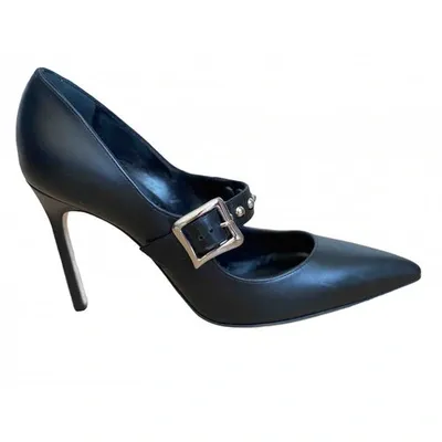 Pre-owned Manolo Blahnik Leather Heels In Black