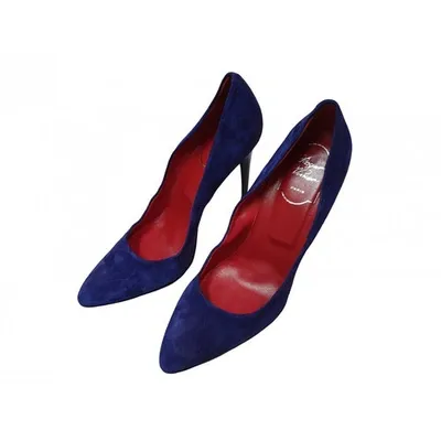 Pre-owned Roger Vivier Heels In Purple