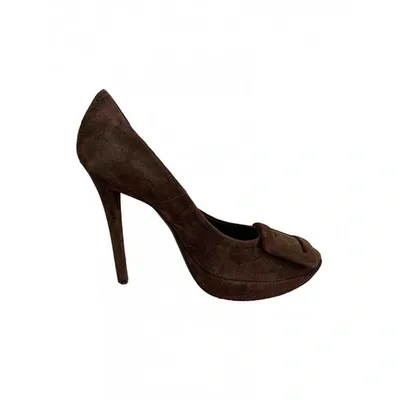 Pre-owned Roger Vivier Heels In Brown