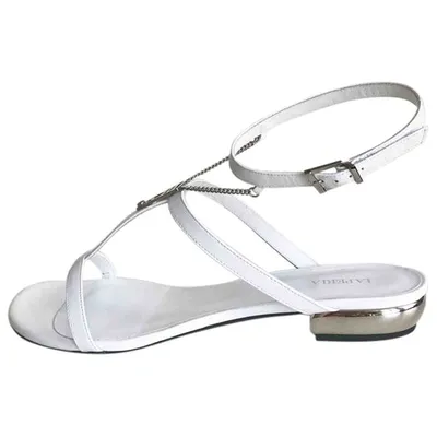 Pre-owned La Perla Leather Sandal In White