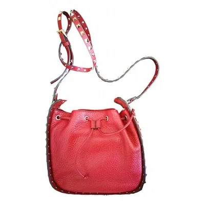 Pre-owned Valentino Garavani Leather Crossbody Bag In Red