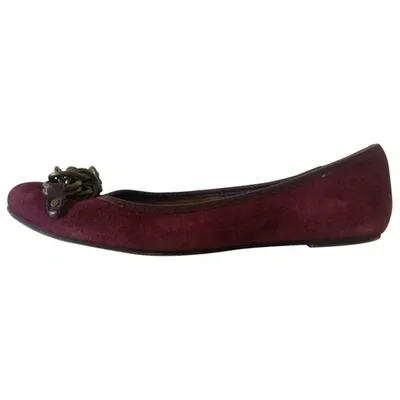 Pre-owned Calvin Klein Ballet Flats In Burgundy