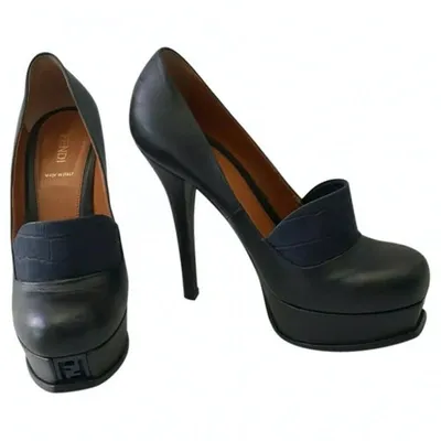 Pre-owned Fendi Leather Heels In Black