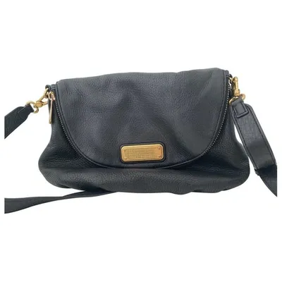 Pre-owned Marc By Marc Jacobs Leather Handbag In Black