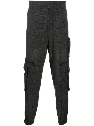 Mcq By Alexander Mcqueen Checked Cargo Trousers In Grey