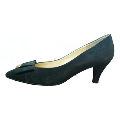 Pre-owned Bruno Magli Heels In Green