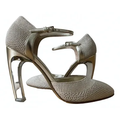 Pre-owned Valentino Garavani Cloth Heels In Metallic