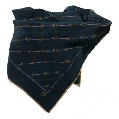 Pre-owned Gucci Silk Neckerchief In Green