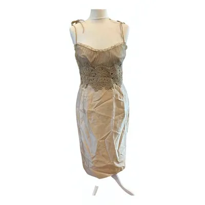 Pre-owned Max Mara Silk Mid-length Dress In Beige