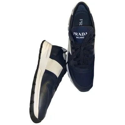 Pre-owned Prada Leather Low Trainers In Black