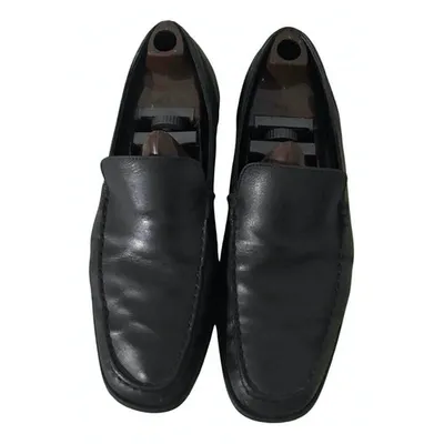 Pre-owned Tod's Leather Flats In Black