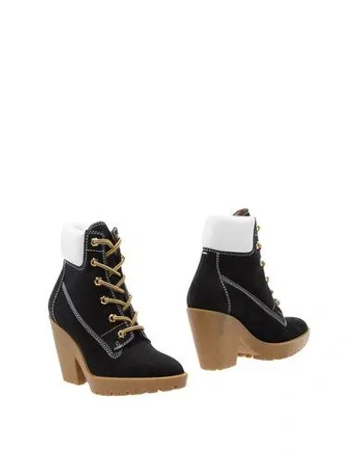 Maison Margiela Ankle Boot In Black