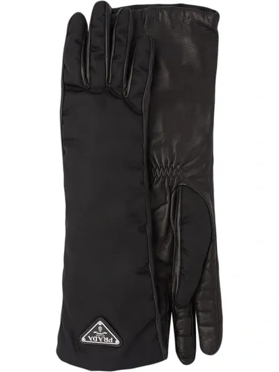 Prada Logo Plaque Gloves In Black