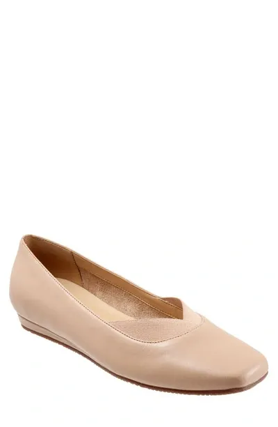 Softwalk Vianna Flat In Nude