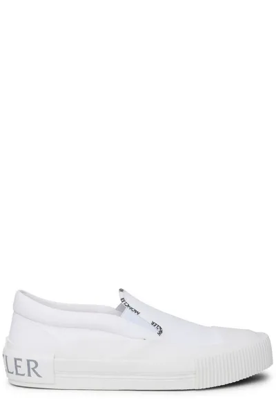 Moncler Low-top Sneakers Glissiere Calfskin In Weiss