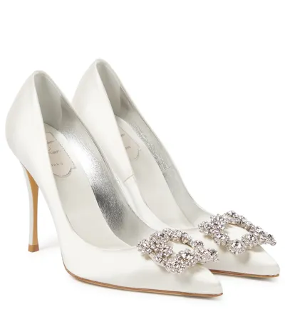 Roger Vivier Flower Strass 100 Satin Pumps In 白色