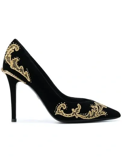 Roberto Cavalli Embellished Velvet Punps In Black