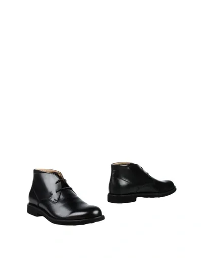 Tod's Boots In Black