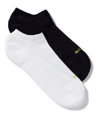 Hue Women's Air Cushion No Show 3 Pack Socks In Black