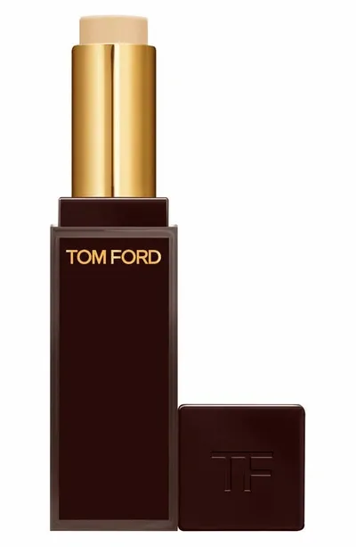 Tom Ford Traceless Soft Matte Concealer In 1w0 Ecru